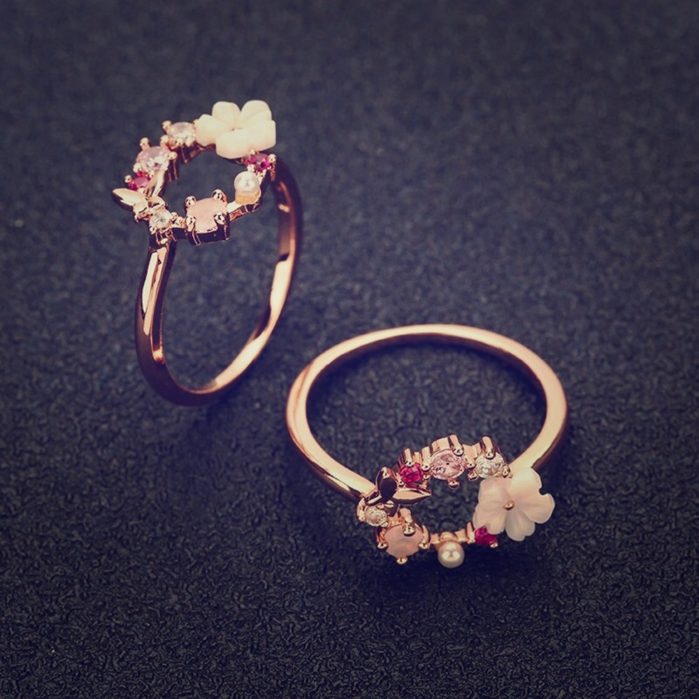 Rose gold engagement rings